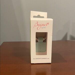 Banget Mini Magnet Keychain - Mint Green